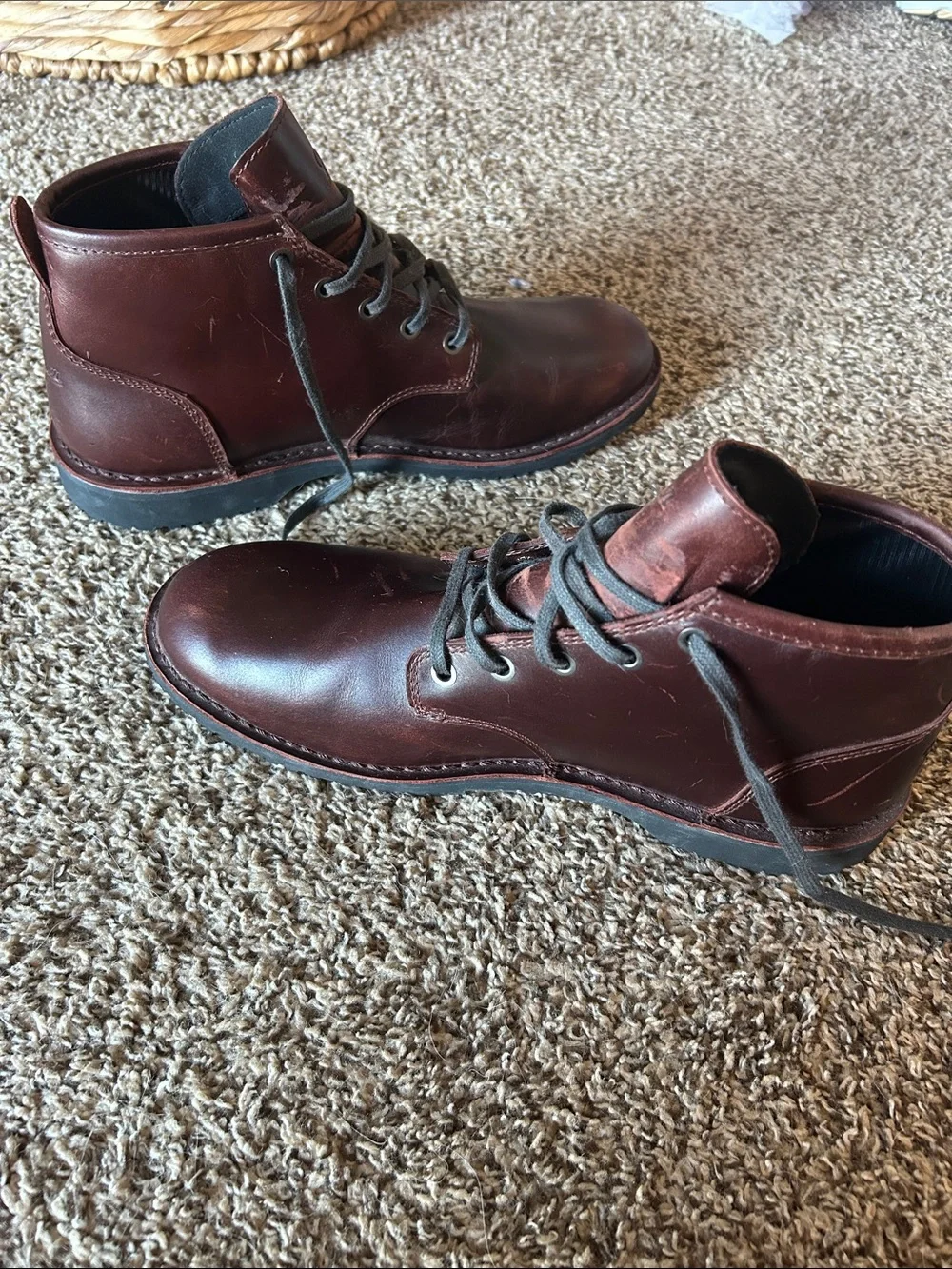 Danner Men's Wolf Creek Chukka Boots in Burgundy Brown - Picture 3 of 5